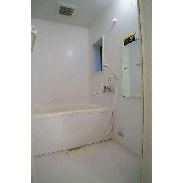 バス☆小窓のあるお風呂です