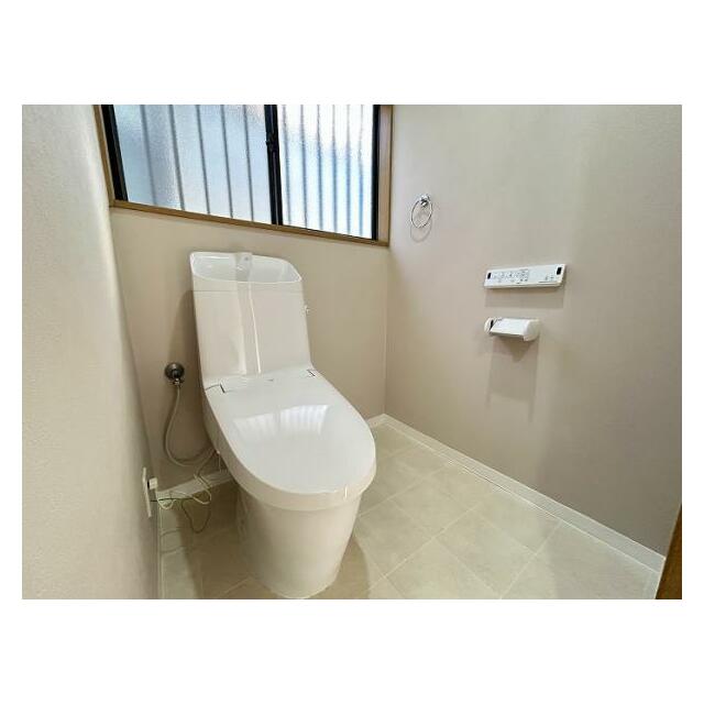 「1階トイレ」新品交換済みです