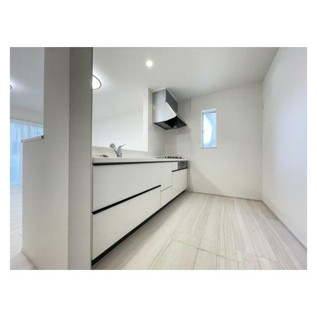 リビングの様子を見ながら家事ができるので小さなお子さまがいるご家庭も安心です＾＾