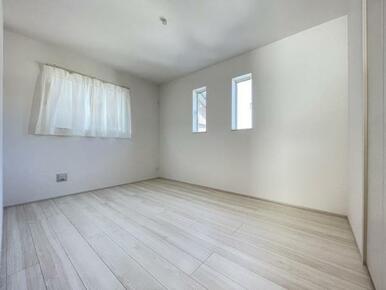 2階にはお部屋が3部屋！全部屋に収納が付いています＾＾