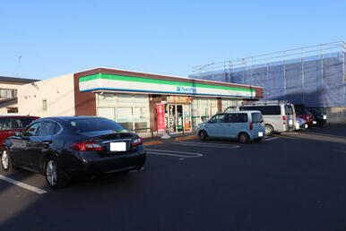 ファミリーマート雀の宮7丁目店