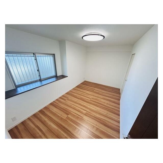 洋室約7.5帖（3）