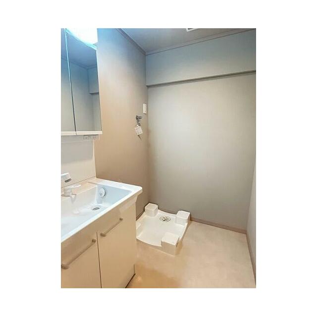 「脱衣所」別角度からのお写真です。