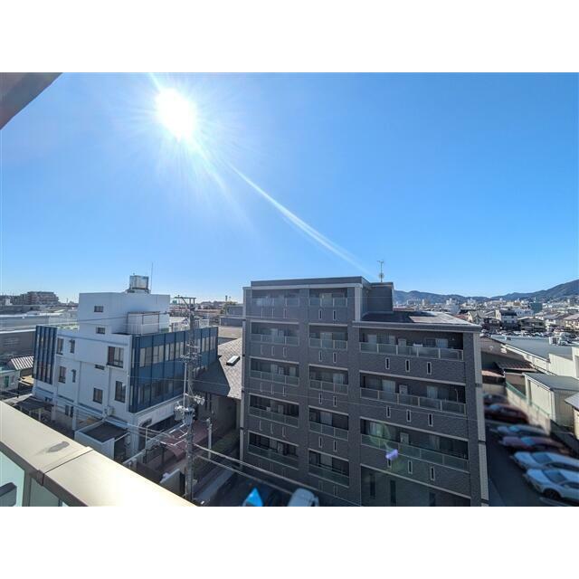 南西側、バルコニーからの眺望です。