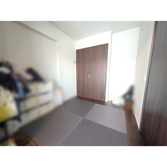 LDK横の和室です。ご来客時に客間としても利用できます。