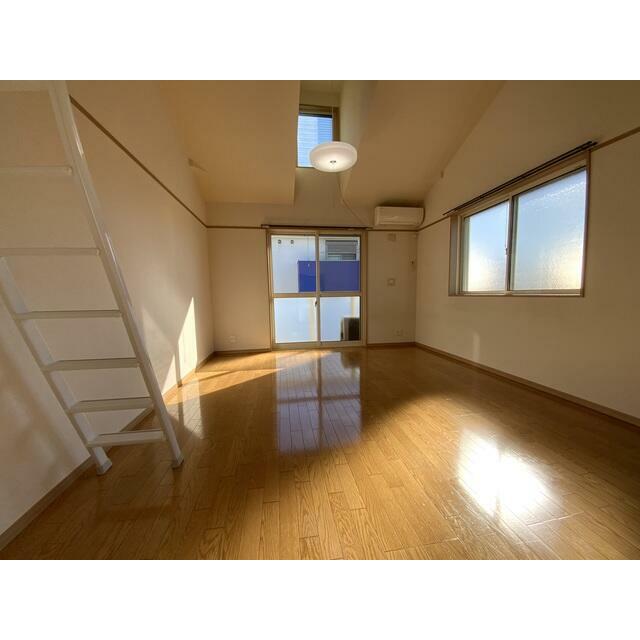 天井高4.12ｍの解放感のあるお部屋！