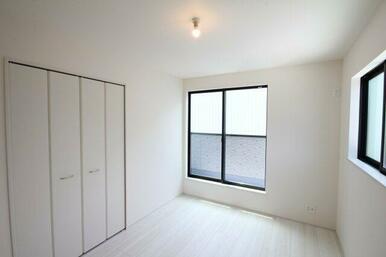 二面採光でお部屋が明るいです