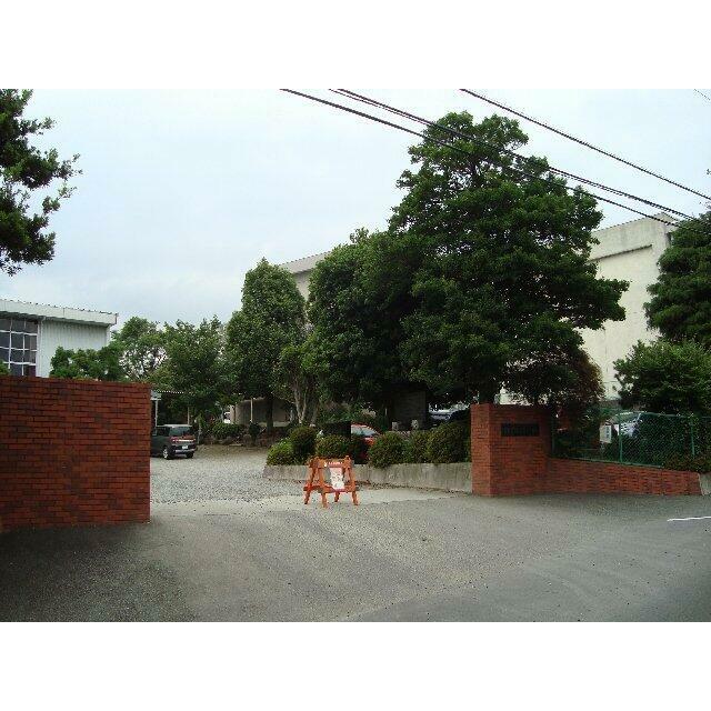 富士宮市立大富士小学校まで534ｍ