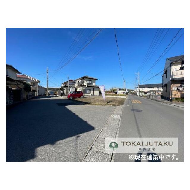 南側約6M、東側約5M幅員の公道角地。車の出し入れもスムーズに行えますね＾＾