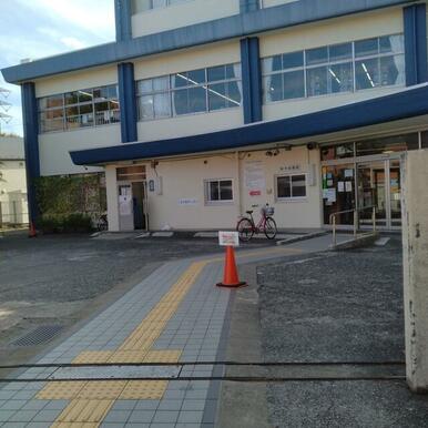 中野区野方図書館