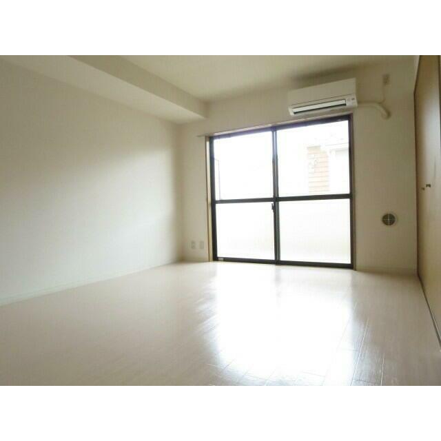 ※別部屋参考写真です