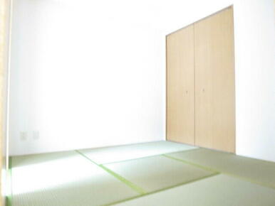 ※別部屋参考写真です