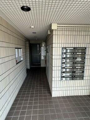 「エントランスホール」