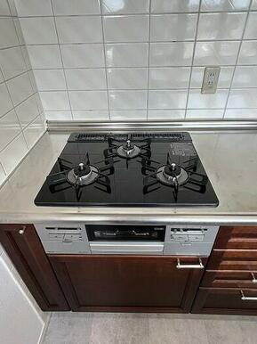 「キッチン」コンロ新品交換しました。
