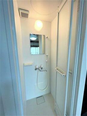 ゆったりめのシャワー