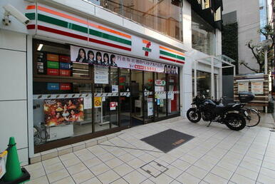 セブンイレブン原宿表参道店