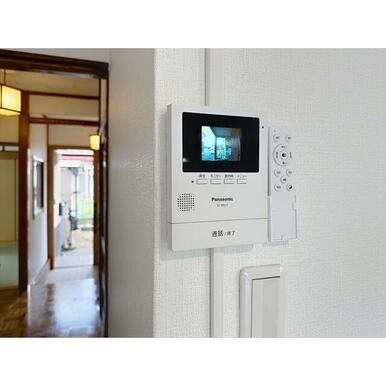 来客は映像で見れるＴＶドアホン