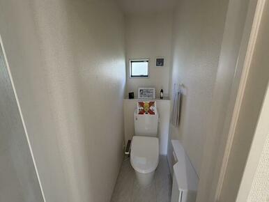 見落としなしで隅々チェック。トイレは家を映す鑑となります。（1号棟）