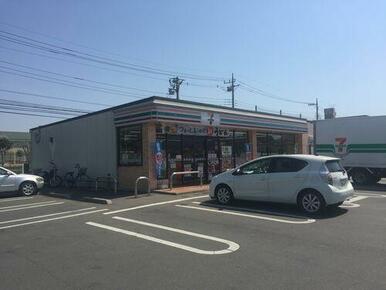 セブンイレブン下野祇園店（３４０ｍ／徒歩５分）