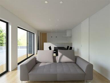 光と風が行き渡る１８帖超のリビング。ナチュラルな素材感と開放感で、家族みんながリラックスできる空間に