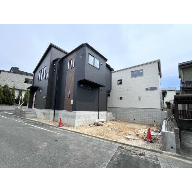販売現地