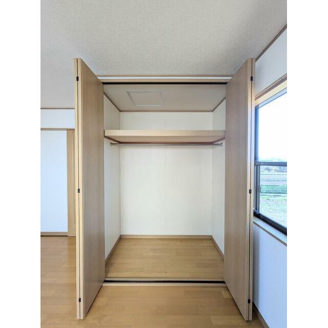 ☆各部屋に収納あります