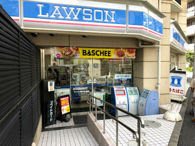 ローソン横浜大口通店