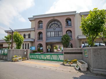 越谷市立荻島小学校