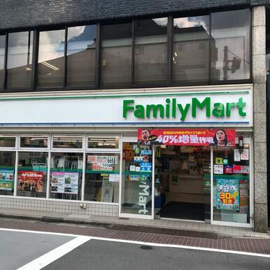 ファミリーマート南池袋店