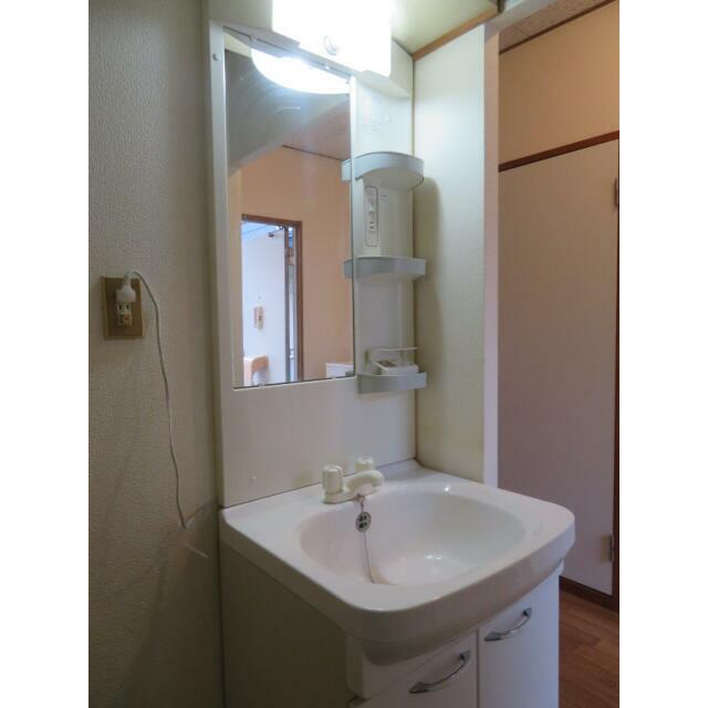 ミラーキャビネット付