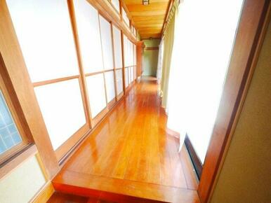 内装リフォーム済み令和2年10月システムキッチン 敷地約232坪 ５LDK平家+車庫