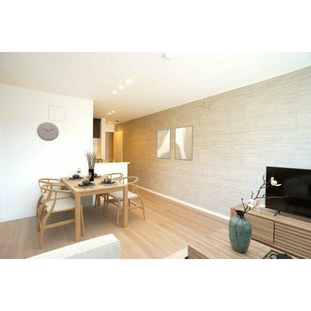 ※家具家電はイメージです。【１４．３帖ＬＤＫ】エアコン付きＬＤＫ　２口ＩＨ＋ラジエントヒーター＋グ…