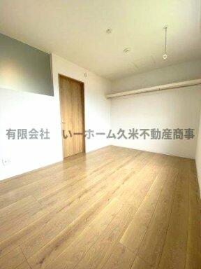 明るい洋室です