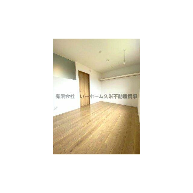 明るい洋室です