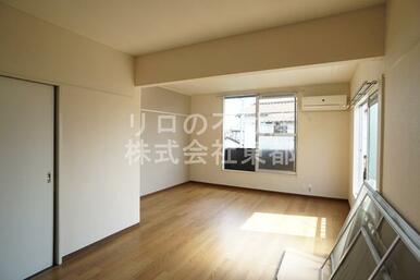 人気の南向きなので暖かな日差しが入りますね♪