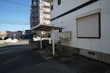 屋根付き駐輪場