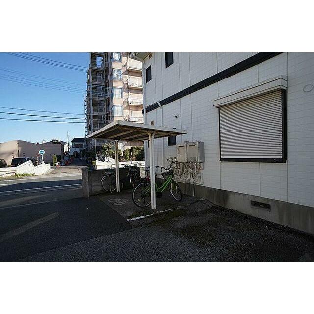 屋根付き駐輪場