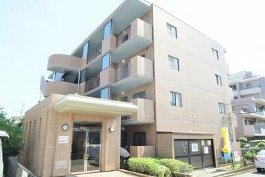 北側外観（鉄筋コンクリート造4階建てマンション）