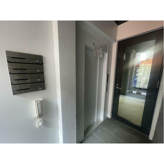 1F共用部　EV、ポスト