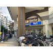 販売店