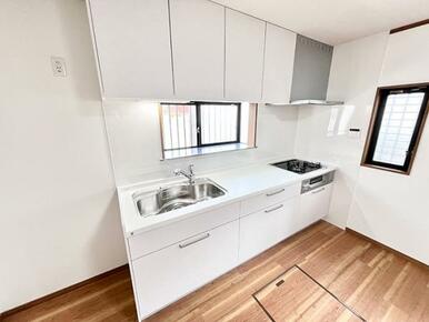 「キッチン」新規交換済みです