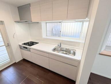 「キッチン」新規交換済みです