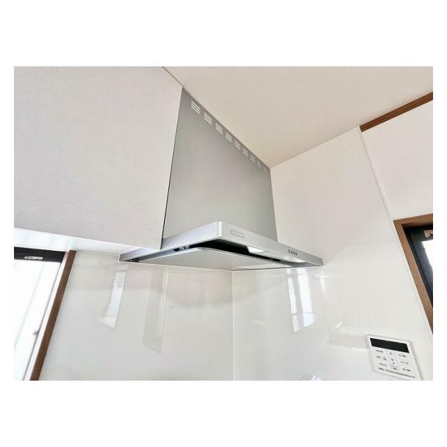 「レンジフード」新規交換済みです