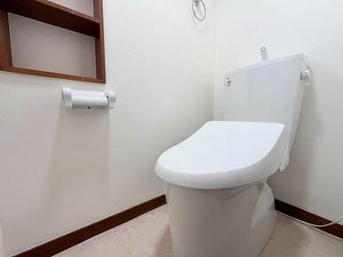 「トイレ」1階、2階ともに新品交換済みです