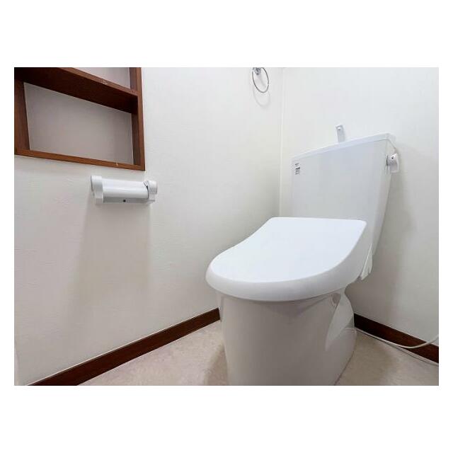 「トイレ」1階、2階ともに新品交換済みです