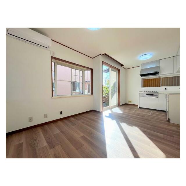 「LDK」約9帖のLDKです