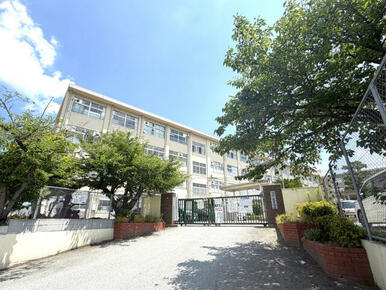 福岡市立鶴田小学校