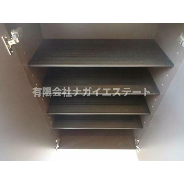 シューズボックス ※別部屋イメージ写真