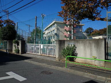 世田谷区立上祖師谷中学校