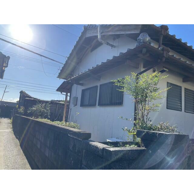 海が近いから、毎日の散歩や釣り、子供と砂浜で遊ぶなど、自然と触れ合う時間が増えそうです。